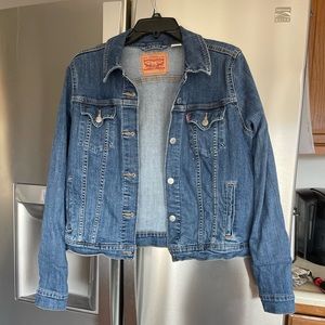 Women’s Denim Jacket
